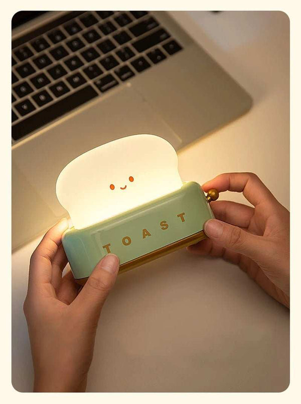 Bread Toast lamp - Yuathepanda